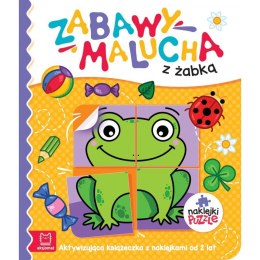 Zabawy malucha z żabką